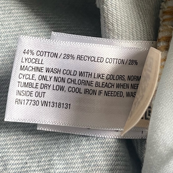 Universal Thread High Rise Relaxed Fit Denim Distressed Long Shorts Women 14 NWT - Picture 10 of 10